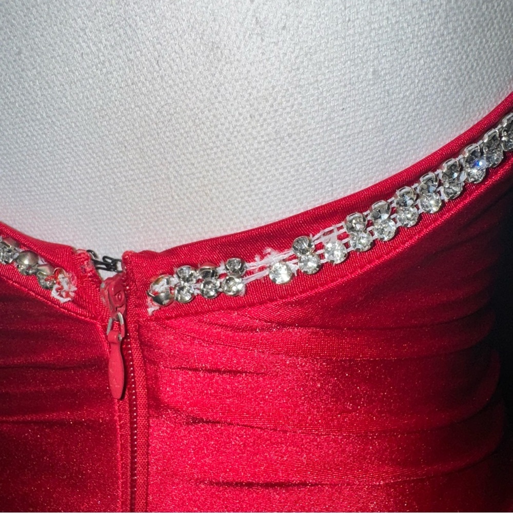 Elegant Floor Length Formal Evening Gown Prom Dress Red Size XS Rhinestones - Picture 7 of 13